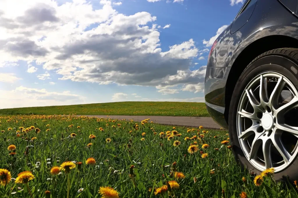 Spring car photography: Tips for capturing perfect golden‑hour shots